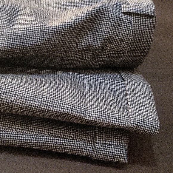 Lauren Ralph Lauren Pleated Front & Cuffed Pants Men's Size 42WX32L Cream (NEW) - Picture 3 of 7